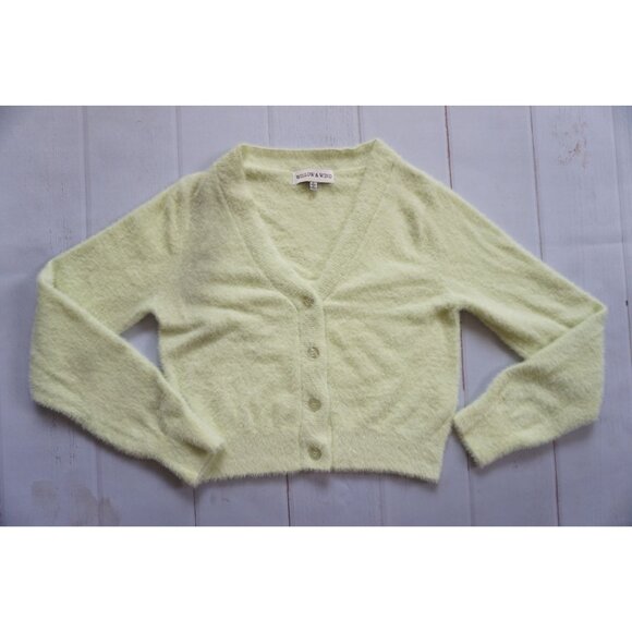 Willow & Wind Soft/ Fluffy Women's Greenish Yellow Cardigan - Size S - Picture 1 of 6